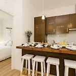 Sapadores - 2 Bedrooms Boho Chic Lejlighed
