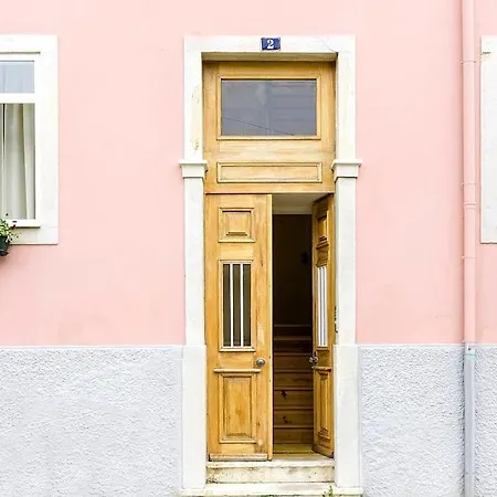 Appartement Sapadores - 2 Bedrooms Boho Chic