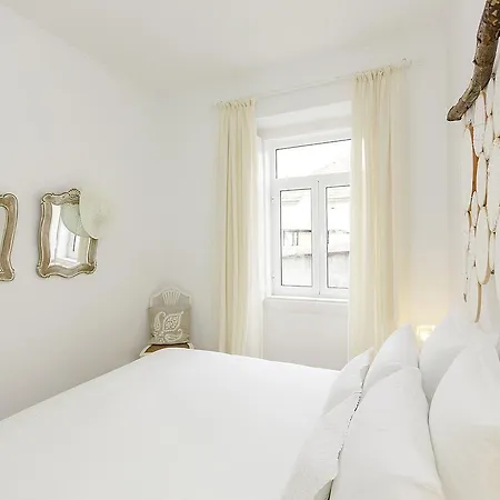 Sapadores - 2 Bedrooms Boho Chic