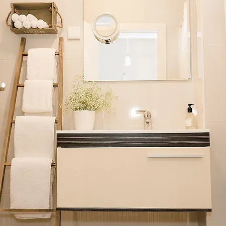 Sapadores · 2 Bedrooms Boho Chic *