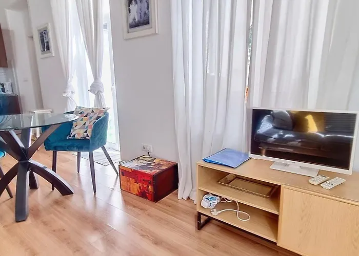 Sapadores - 2 Bedrooms Boho Chic Διαμέρισμα